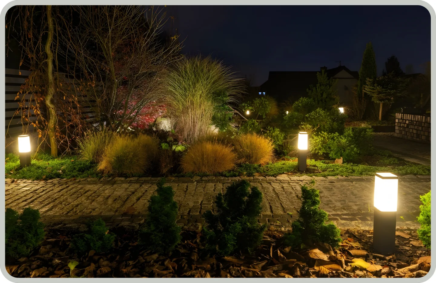 Pathway & Walkway Lighting (1)